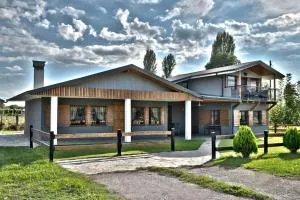 Simon's Walnut Farm - Lithiá