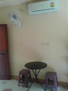 Lanta Orange House