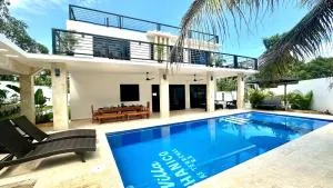 NEW Grand 5 Bedroom Villa with Pool and Full outdoor Kitchen ! - La Iglesia