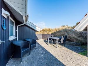5 person holiday home in Henne