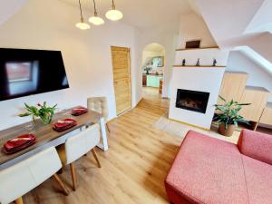 Anabel Old Town Apartment with 1 free parking offsite