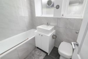 Chiswick London Apartment