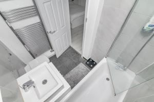 Chiswick London Apartment