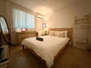 Athome - Foreigner Only - Seul