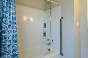 Cozy 1B Apt-Close to Hospital, Grocery, Midtown