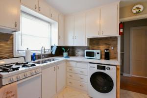 Cozy 1B Apt-Close to Hospital, Grocery, Midtown