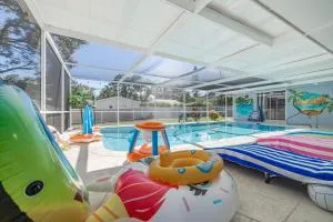 Poolside Paradise Clearwater Family Friendly House - Four Corners