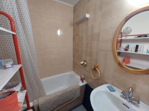 Appartement T2 avec vue, parking, 4 pers aux Deux Alpes - FR-1-516-216