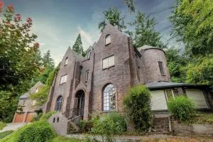 Castle Estate in SW Portland minutes from Downtown - Marquam Hill