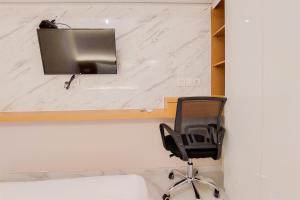 Wonderful and Comfortable Studio Sky House BSD Apartment By Travelio