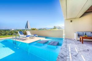 Executive Suite with Private Pool