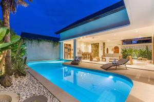 Palm Springs designer villa in Berawa, Canggu