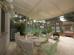 Luxurious Holiday Home in Tuscany near the beach