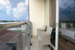 Suite cao cấp (Premium Suite)