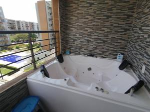 Relax en Ricaurte, Jacuzzi privado, 94 Mts