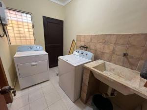 Central Oasis Work or Explore the city