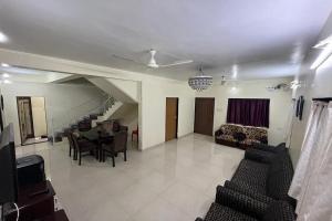Savitri Bungalow