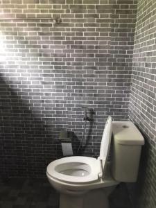 บ้านชมธาร บ้านสวนสราญชล