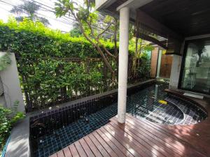 Luxe Bangkok Pool Villa 3 Min to Thonglor BTS & Nightlife