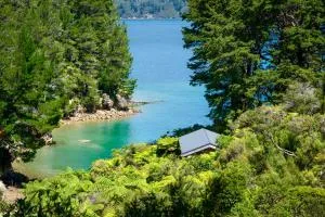Tawa Cove Cabins - Arthur's Bay