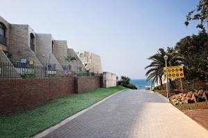 40 Hawaan View - by Stay in Umhlanga