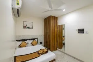 Hotel Money Plant - Jogeshwāri