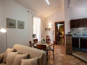 Stunning Villa in Contrada Sarmuci with Pool