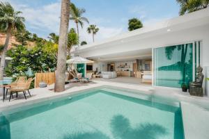 Beachfront Secret Tides Villa Luna