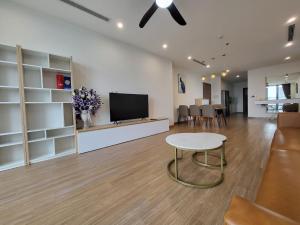 Vinhomes Skylake Private 4Brs Apt near Keangnam