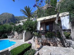 Villa in Castellammare near Guidaloca Bay