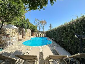 Villa in Castellammare near Guidaloca Bay