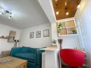 Modern apartment in central area