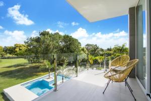 Modern Brand New Villa with Pool, Jacuzzi, Chef at Cocotal Golf & Country Club