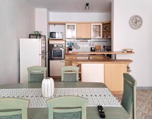 Уютен дом на 15 минути от плажа