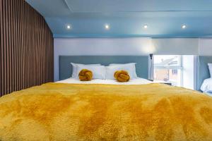 Elderberry Hall The Ultimate Family ReHQ