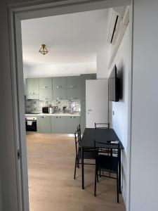 Centro storico Genova - vista Lanterna