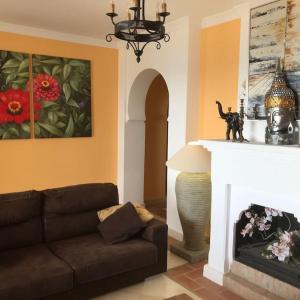 La Perla Beachfront 3 bed Apartment Casares Costa