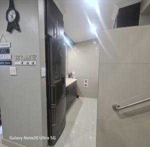 Shakas rock chalet 20