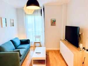 Airport Madrid Plenilunio Suites Green by beBalmy - Appartamenti, Madrid