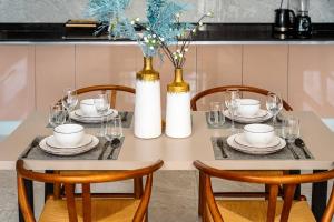 Modern Luxury with Rooftop Seaview, Nyali Mombasa