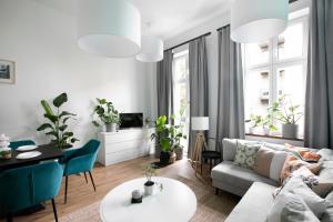 Beautiful Apartment for 8 people in Cracows heart