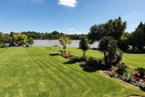 Millionaires Vacation