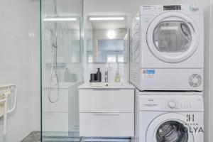 Le Sanctuaire - À Versailles - 341B