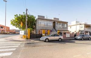 Fräsch duplex med havsutsikt