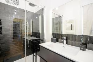 Anna Home - 5 Minuti Centro Storico - Moderno Appartamento