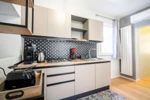 Anna Home - 5 Minuti Centro Storico - Moderno Appartamento