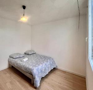 Appartements Apparemment spacieux T5 : photos des chambres