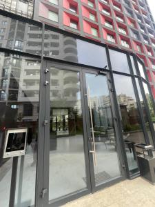 Anas sweet home Hilton blox