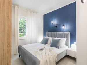 Apartment in Slatine near the Sea beach