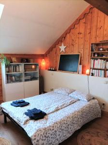 Maisons d'hotes Jolie chambre chalet Chez Marine : photos des chambres